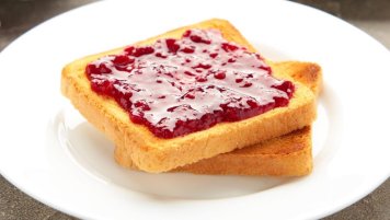 Klasická závodní snídaně z jednoduchých sacharidů